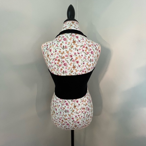 Small black cotton halter top - Garage - Picture 3 of 3
